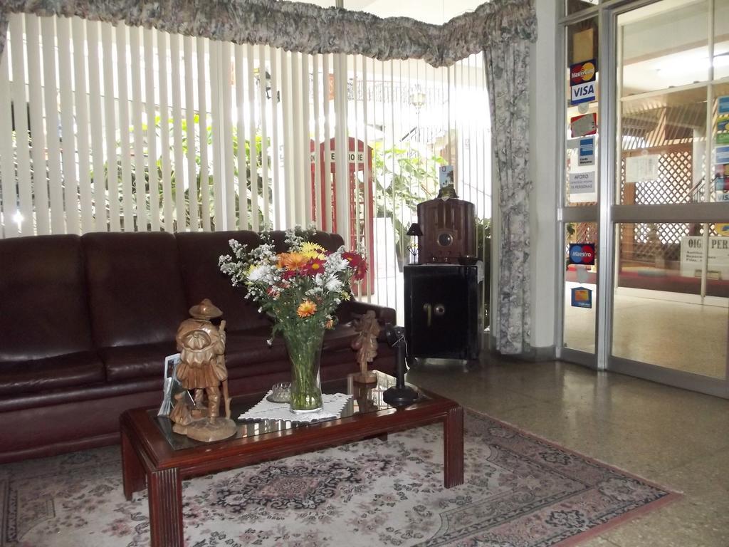 Hostal Gemina Ліма Екстер'єр фото
